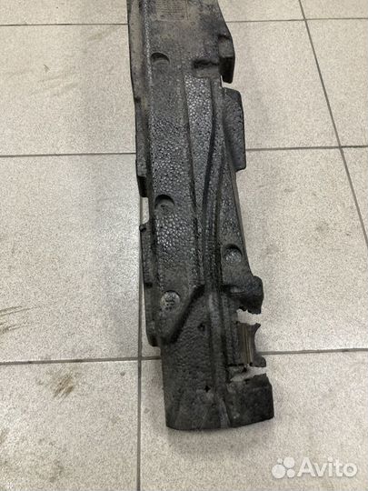 Наполнитель бампера передний BMW 7-series F01/F02