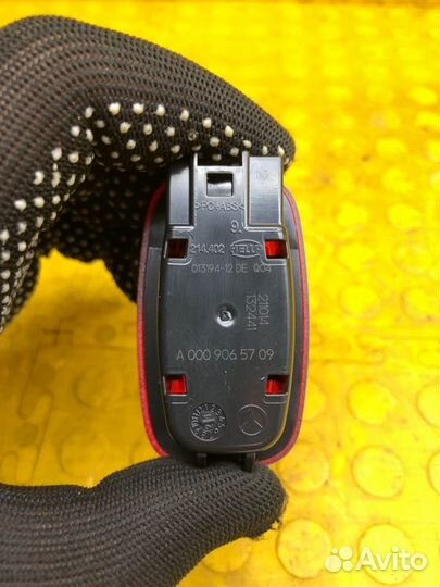 Подсветка двери передняя левая Mercedes-Benz