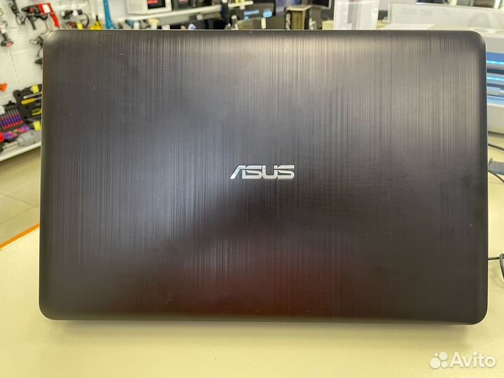 Ноутбук asus D541N; Pentium N4200, Geforce 810M, 4