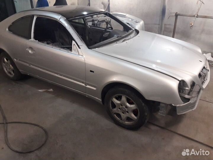 Крылья пластиковые Mercedes CLK W208