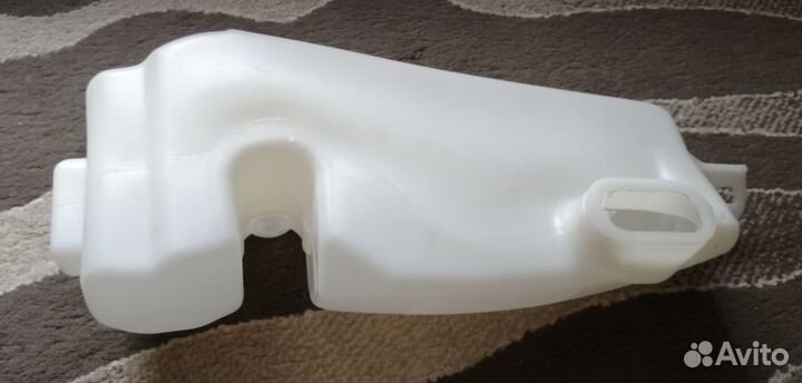 Бачок омывателя Logan, LADA Largus