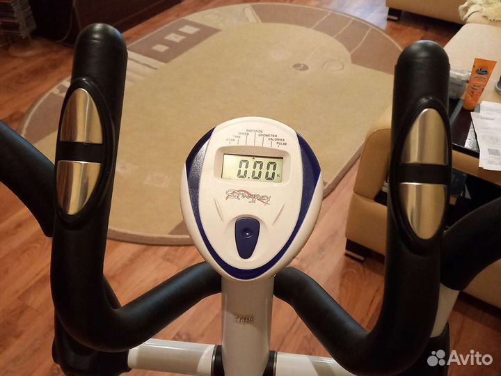 Эллиптический тренажер efit 370EB