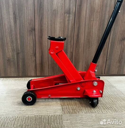 Домкрат гидравлический подкатной yaoto 3т