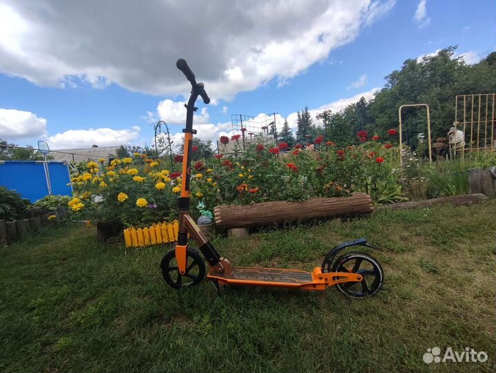 Самокат с большими колесами