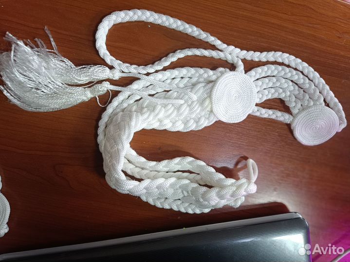 Аксельбант