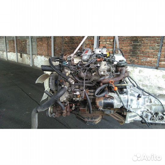 Двигатель двс с навесным toyota crown LS141 2L-THE