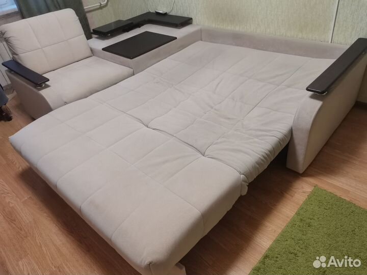 Угловой диван бу