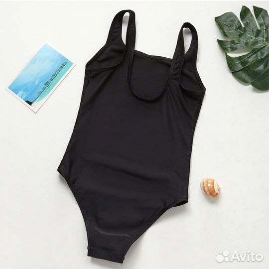 Купальник для девочки новый 7-8 лет