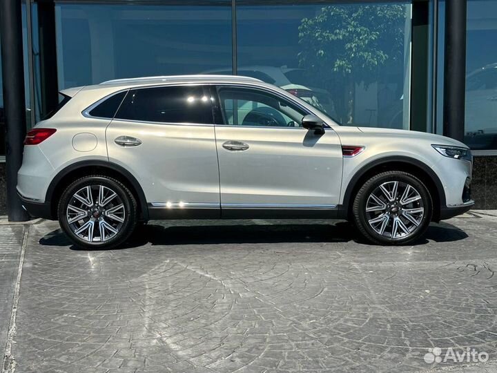 Hongqi HS5 2.0 AT, 2023
