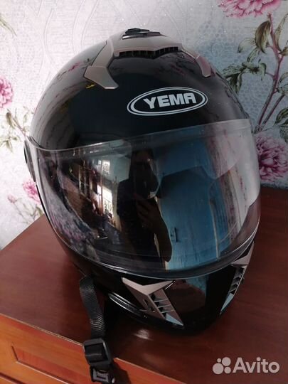 Мотоциклетный шлем