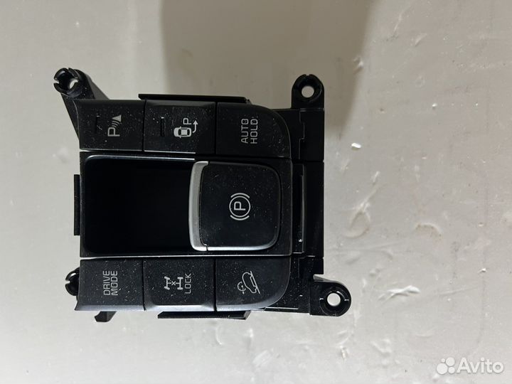 Переключатель центральной консоли Kia Sportage 4Q