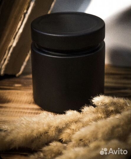 Ароматическая свеча в банке