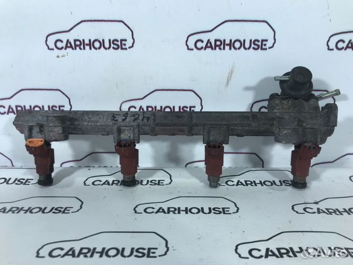 Рампа с форсунками Mitsubishi Lancer 9 2.0 4G63