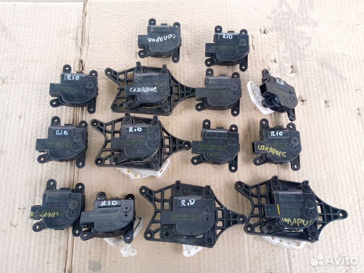 Сервопривод печки отопителя Hyundai Solaris 1