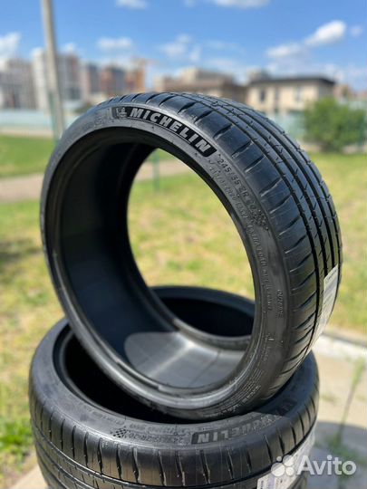 Michelin Pilot Sport 4 S 275/30 R20 92Y