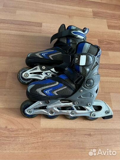 Роликовые коньки Larsen