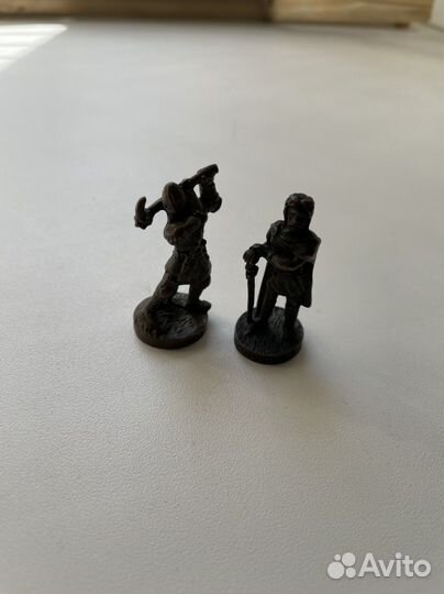 Железные фигурки