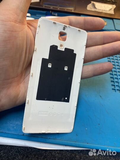 Крышка для xiaomi mi 4