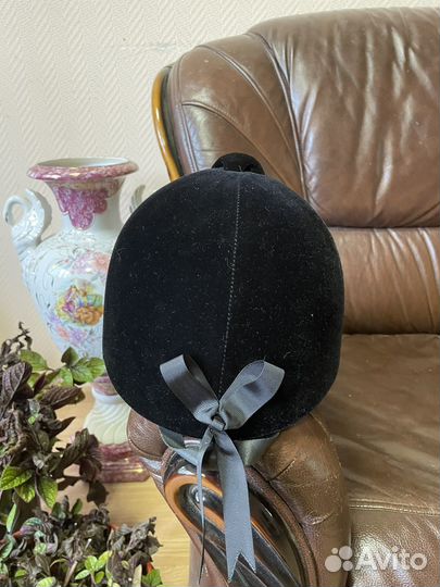 Кепка, шлем для конного спорта