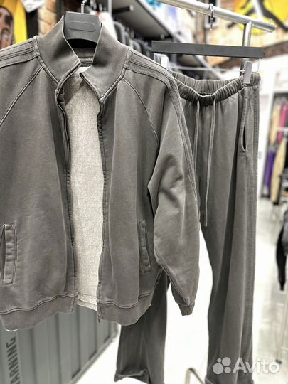 Спортивный костюм оверсайз Off Street