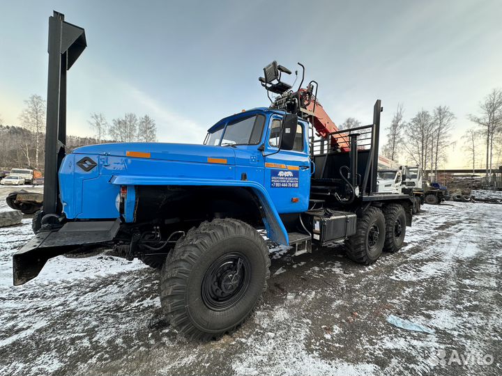 Урал 5557 с КМУ, 2011