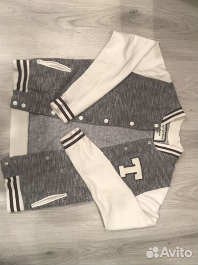 Бомбер женский