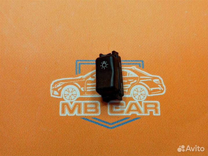 Кнопка w124 E-class 102.982