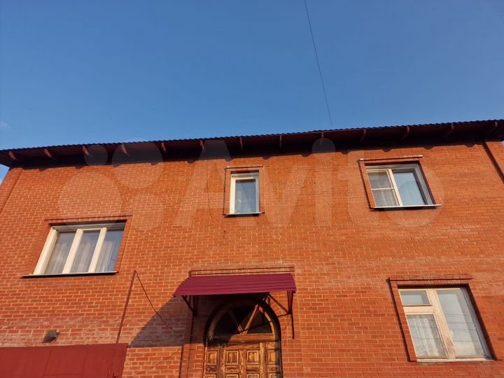 Коттедж 289 м² на участке 6 сот.