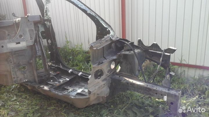 В разборе nissan x-trail T 31 рест