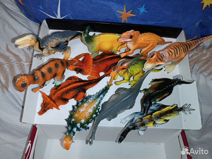 Динозавры 12 шт