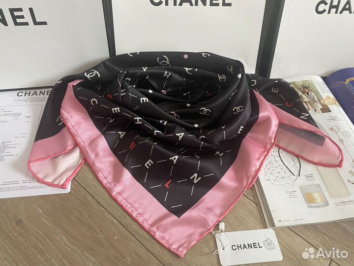 Платок шелковый Chanel