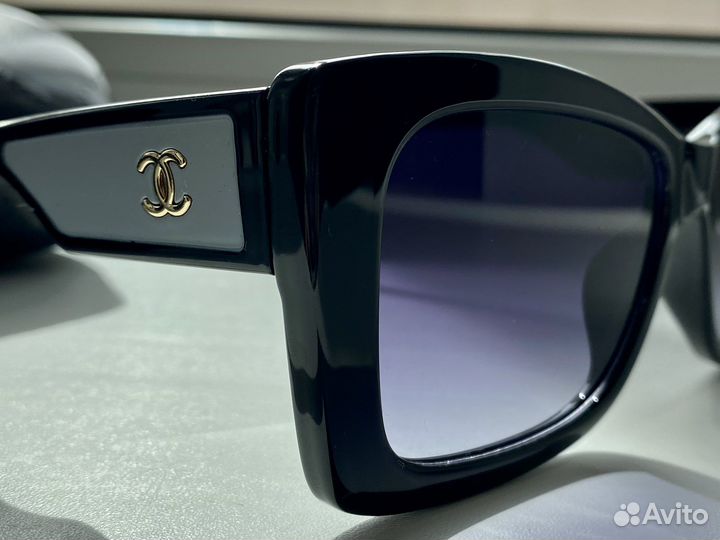 Очки солнцезащитные новые