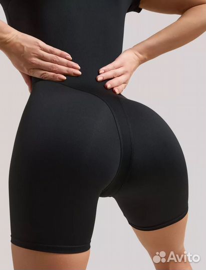 Комбинезон спортивный на молнии для фитнеса