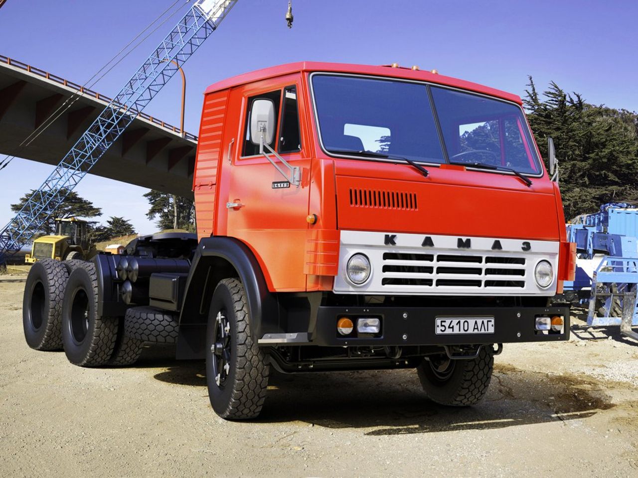 КАМАЗ 54112