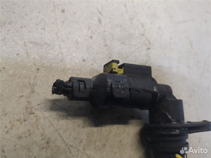 Датчик положения коленвала Opel Astra J, 2011