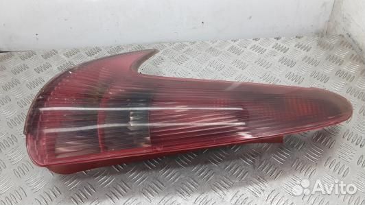 Фонарь задний левый peugeot 206 (1BE04MX01)
