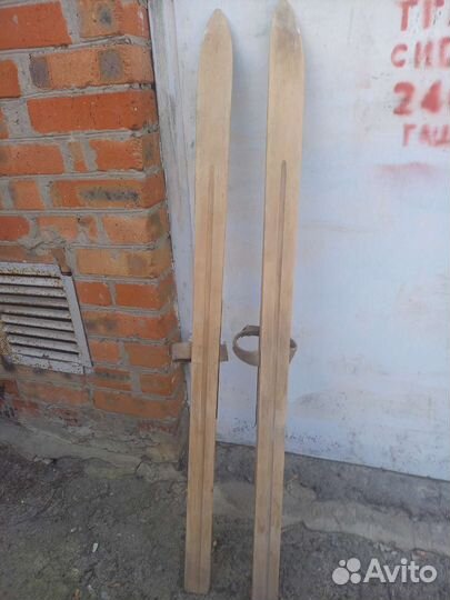 Беговые лыжи