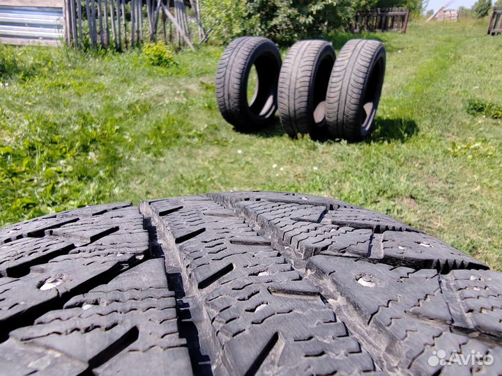 Bridgestone Ice Cruiser 7000 205/55 R16 91T