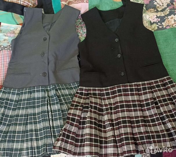 Платья 6шт, блузки 8 шт, брюки р 134, 140