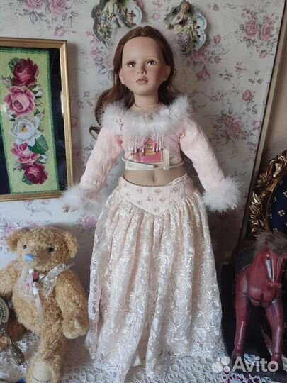 Коллекционная кукла