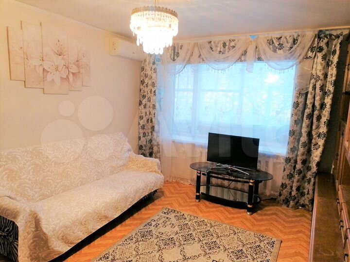 2-к. квартира, 55 м², 1/5 эт.