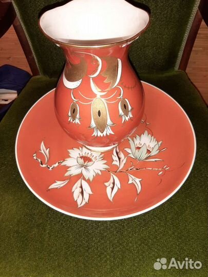 Unter Weiss Bach ваза