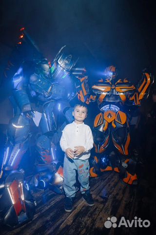 Шоу трансформеров на детский и взрослый праздник