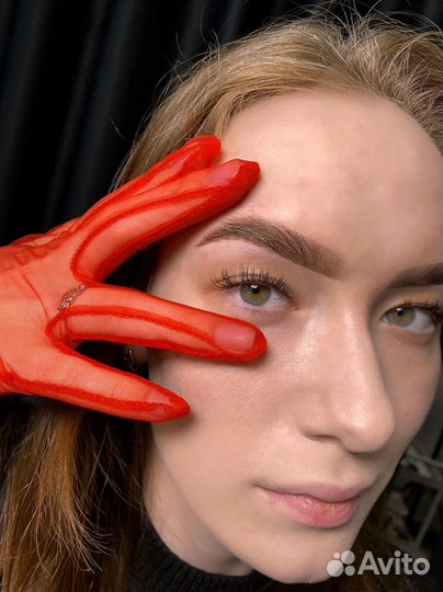 Брови / ламинирование ресниц / макияж