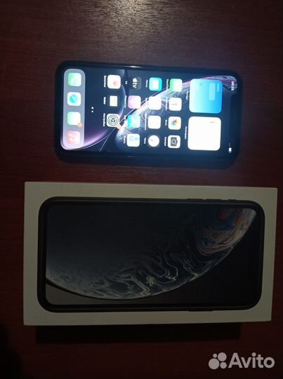 iPhone Xr, 64 ГБ