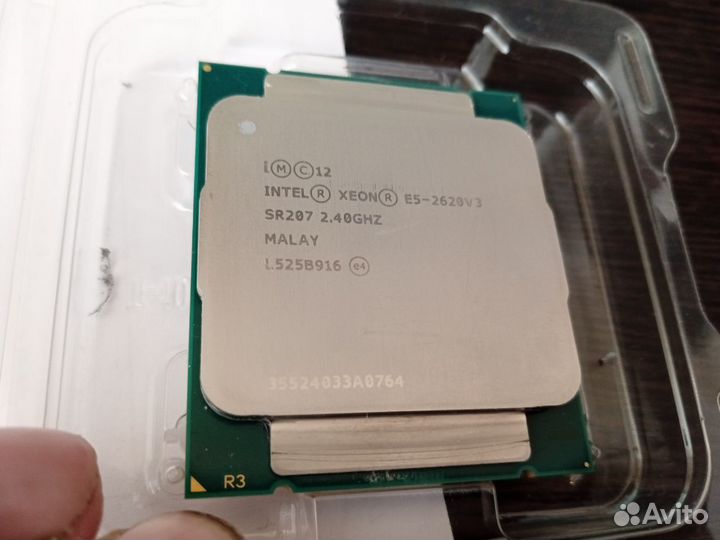 Intel Xeon E5-2620 v3 (SR207 )