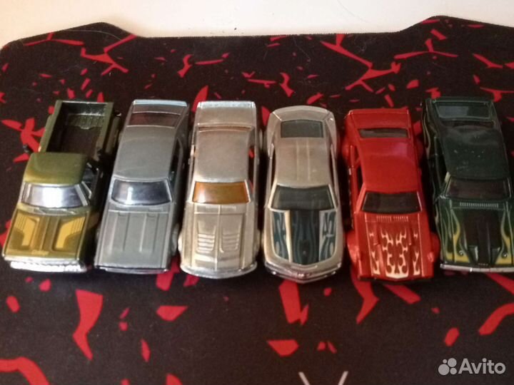 Машинки hot wheels