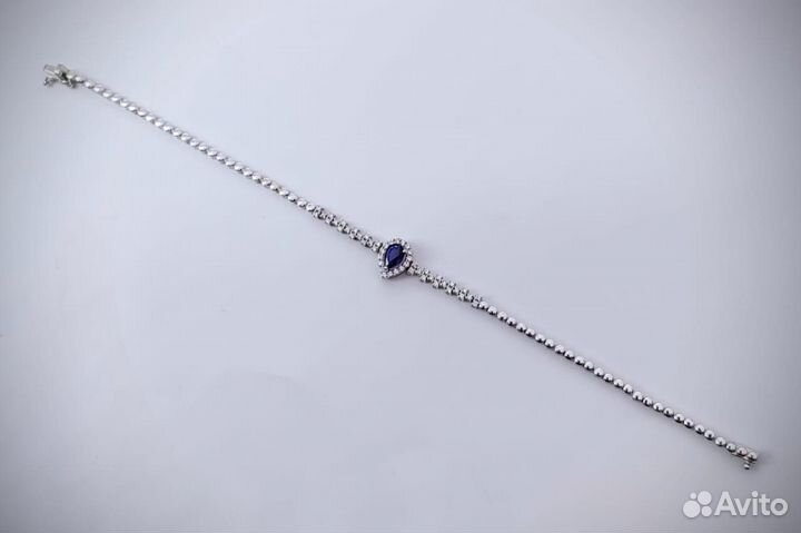 Золотой браслет с бриллиантами и сапфиром