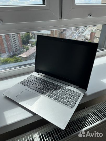 Стильный мощный ноутбук Lenovo IdeaPad