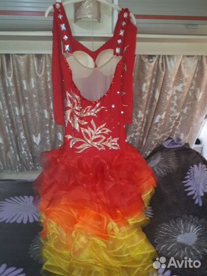 Концертное платье